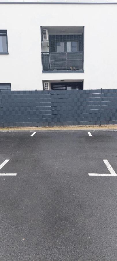La Studio Μαριμπόρ Εξωτερικό φωτογραφία